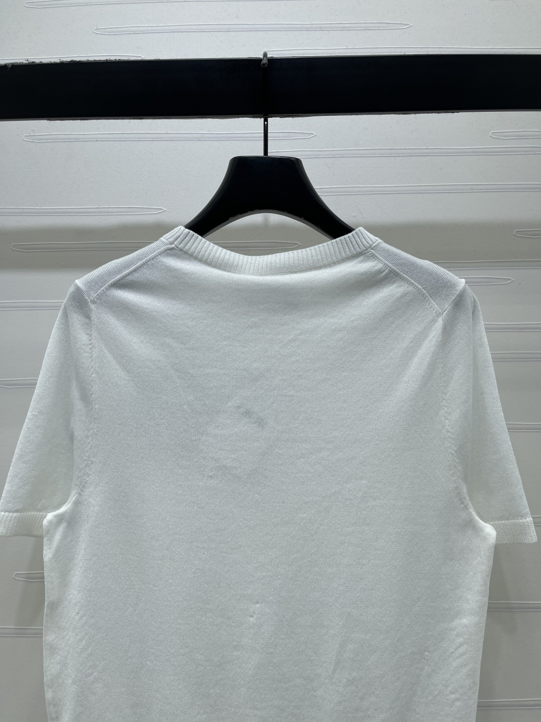 Women's short sleeves